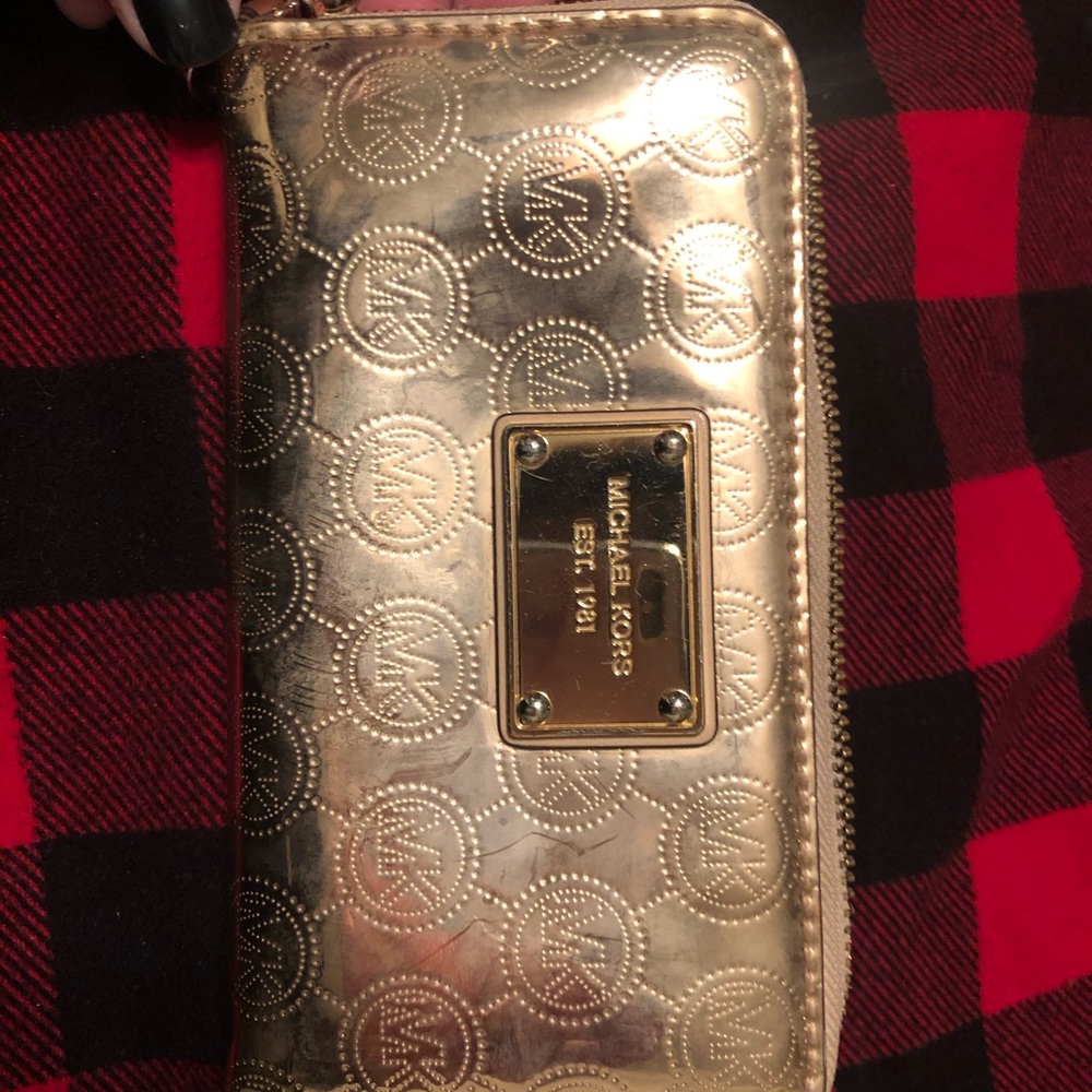 Michael kors wallet